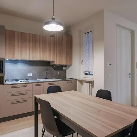 Casa Attilia - Con Terrazza Wifi E Aria Condizionata *